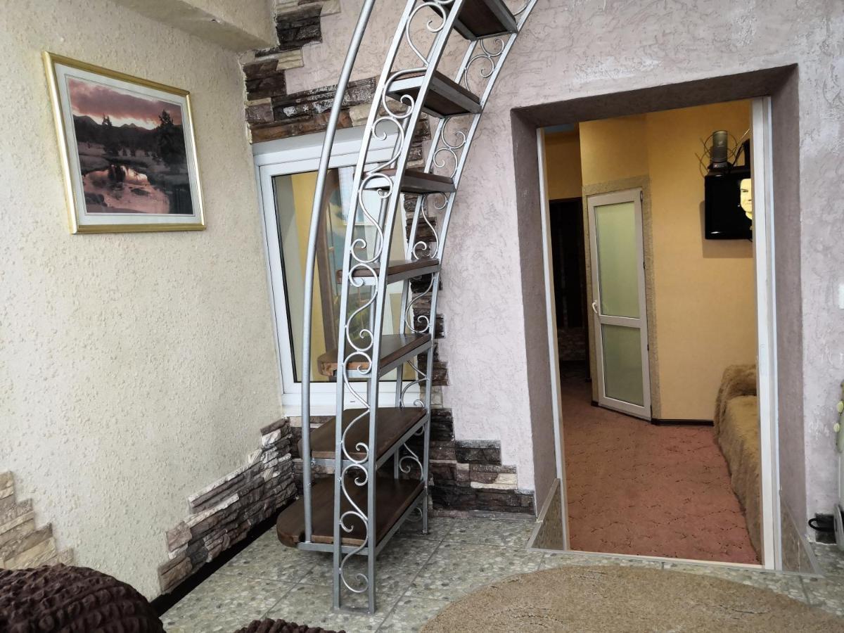 Imperia Guest House Kamen-na-Obi Екстериор снимка